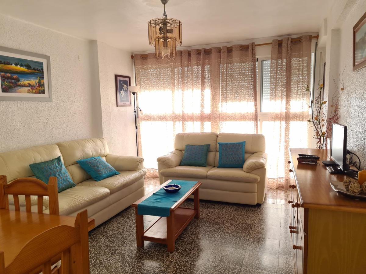 Apartamento En Pleno Centro De Nerja Ngoại thất bức ảnh